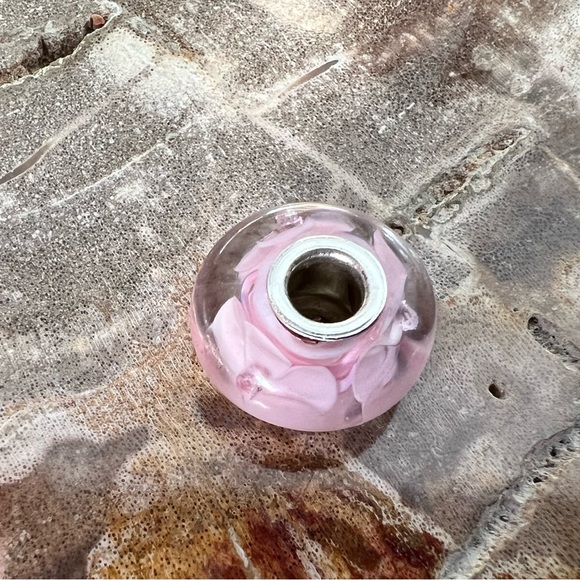 NEW Authentic Swarovski CZ Chamilia-Breast Cancer Pink Murano Glass Charm Bead - Picture 4 of 10